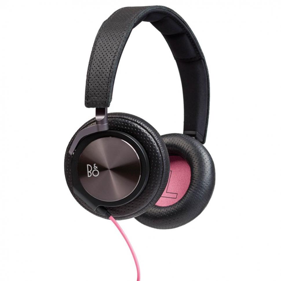 Rapha unveils B&O BeoPlay H6 headphones | road.cc